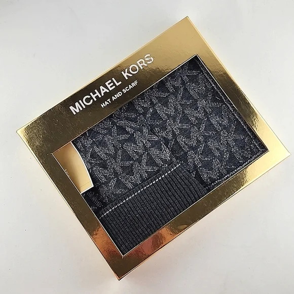 MICHAEL Michael Kors Women's Hat  & Scarf Gift Box Set MK Monogram Silver OS - Picture 10 of 11